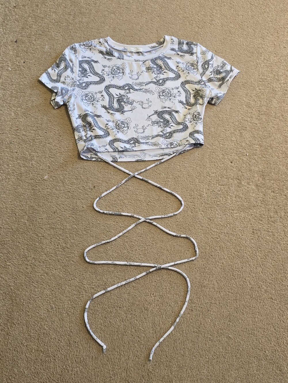 Occasion White Dragon Print Lace-Up Crop Top